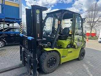 Used Forklift Truck CLARK C50SL GAS VIERRADFRONTSTAPLER (12865026)