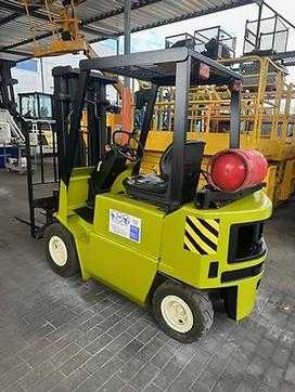 Used Forklift Truck CLARK GPM15 GAS VIERRADFRONTSTAPLER (12998707)