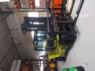 Used Forklift Truck CLARK chariot élévateur à fourches DIESEL VIERRADFRONTSTAPLER (13029274) backdrop