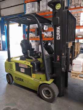 Used Forklift Truck CLARK chariot élévateur à fourches ELEKTRO VIERRADFRONTSTAPLER (13048091) backdrop