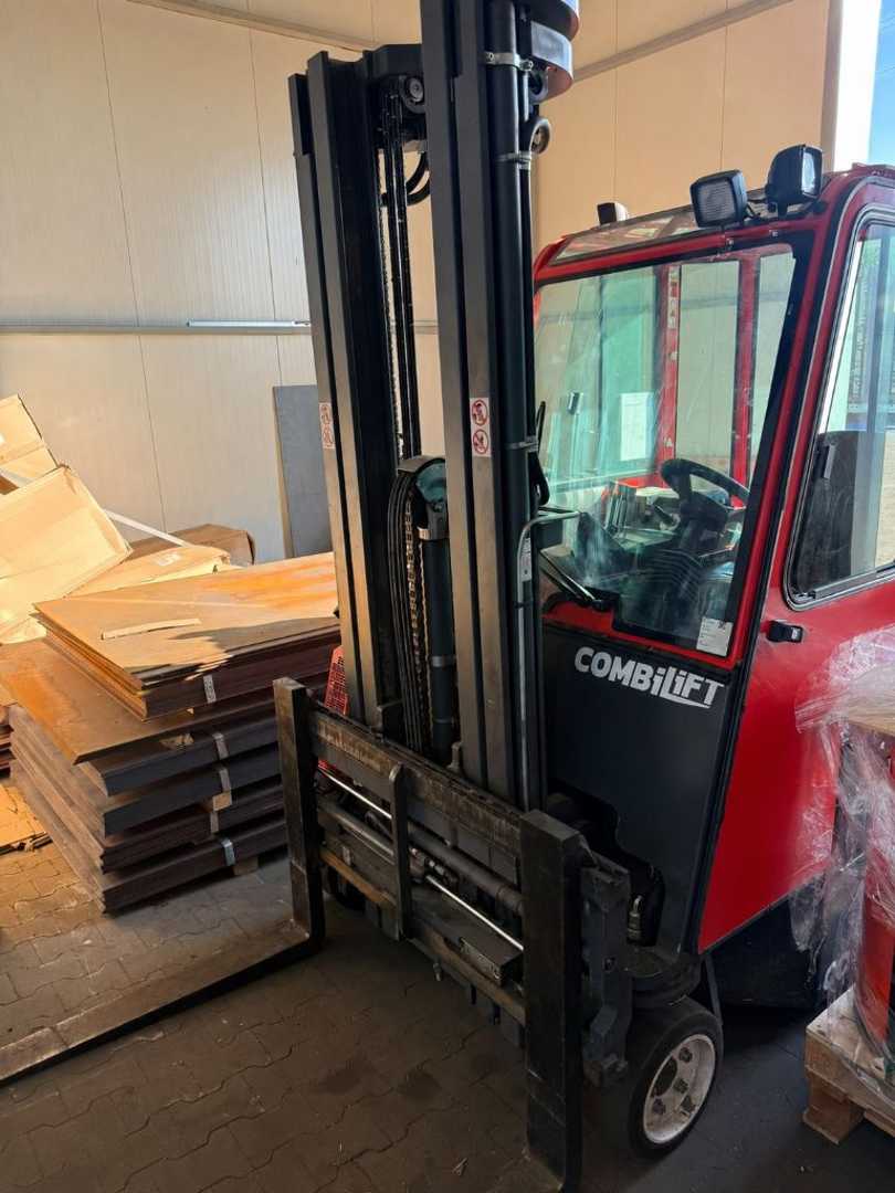Used Forklift Truck COMBILIFT C3000 CB DIESEL VIERRADFRONTSTAPLER (13069061)