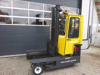 Used Forklift Truck COMBILIFT C3000 GAS VIERWEGESTAPLER (13028757) backdrop