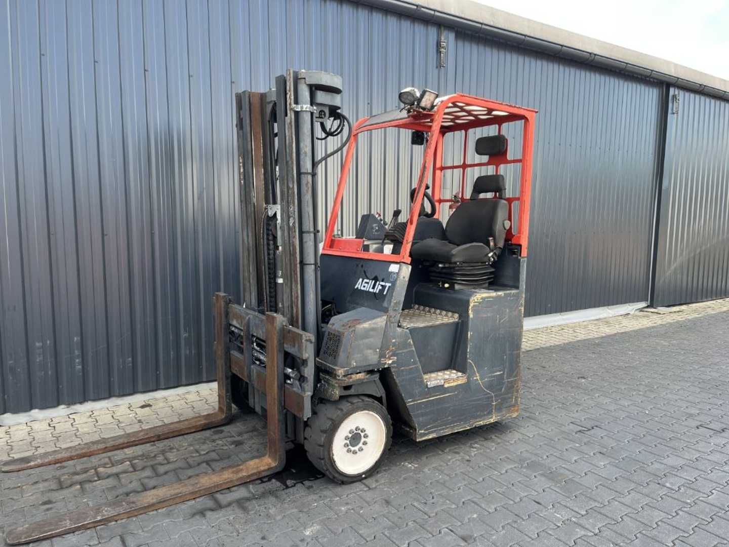Used Forklift Truck COMBILIFT C4000CB DIESEL SEITENSTAPLER (13069205)