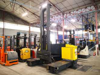 Used Forklift Truck COMBILIFT C4500GTE ELEKTRO SEITENSTAPLER (12202762)