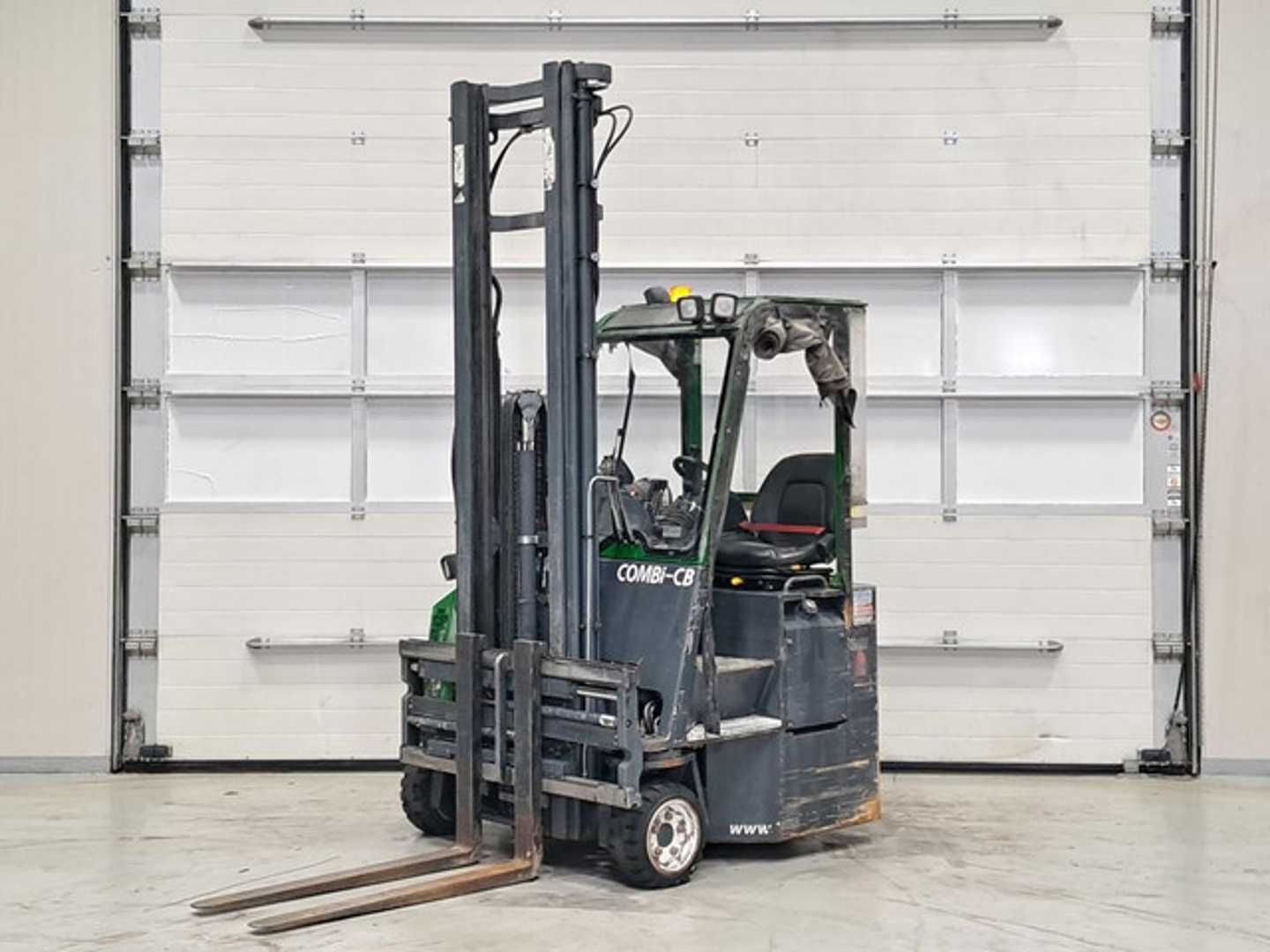 Used Forklift Truck COMBILIFT CB3000 DIESEL DREIRADFRONTSTAPLER (13064140)