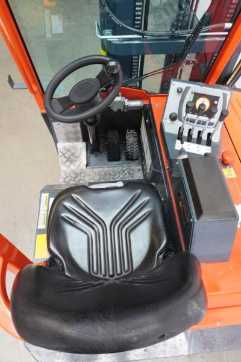 Used Forklift Truck COMBILIFT CBE3000 ELEKTRO VIERWEGESTAPLER (12986141)