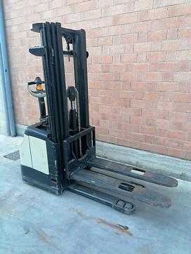 Used Forklift Truck CROWN ES 4000 1.6 TT  ELEKTRO HOCHHUBWAGENDEICHSEL (12959991)