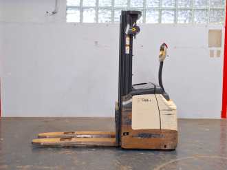 Used Forklift Truck CROWN ES4000-1.2 ELEKTRO HOCHHUBWAGENDEICHSEL (12843738)