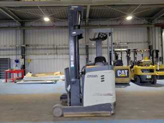 Used Forklift Truck CROWN ESR5260-1.4 ELEKTRO SCHUBMASTSTAPLER (13000528)