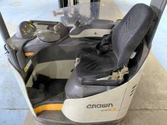 Used Forklift Truck CROWN ESR5260-1.4 ELEKTRO SCHUBMASTSTAPLER (13000528)