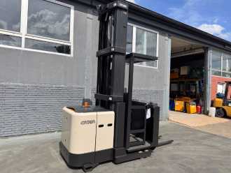 Used Forklift Truck CROWN SP3522-1.0 Baujahr 2018/ Hubhöhe 8,68M ELEKTRO HOCHHUBKOMMISSIONIERER (13063515)