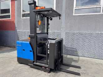 Used Forklift Truck CROWN SP3522-1.0 Baujahr 2019/ Hubhöhe 5,13M ELEKTRO HOCHHUBKOMMISSIONIERER (13061261)