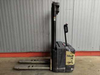 Used Forklift Truck CROWN WE2000-1.25TL ELEKTRO HOCHHUBWAGENDEICHSEL (13042315) backdrop