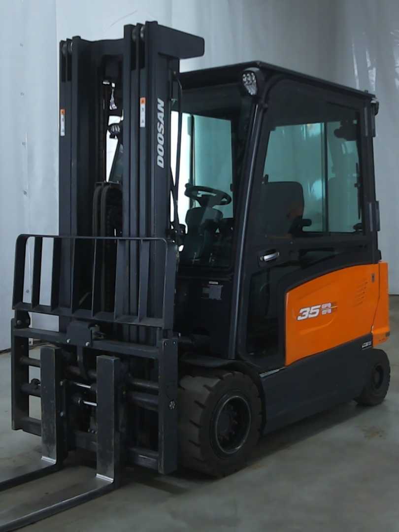 Used Forklift Truck DOOSAN B35X-7PLUS ELEKTRO VIERRADFRONTSTAPLER (13056659)