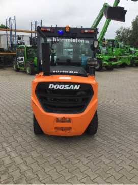 Used Forklift Truck DOOSAN D45SC-9 DIESEL VIERRADFRONTSTAPLER (13011452)