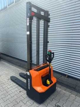 Used Forklift Truck DOOSAN LSM12N 3 Betriebsstunden!!! ELEKTRO HOCHHUBWAGENDEICHSEL (13064546)