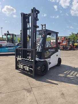 Used Forklift Truck EP CPD50L1 ELEKTRO VIERRADFRONTSTAPLER (13067661) backdrop