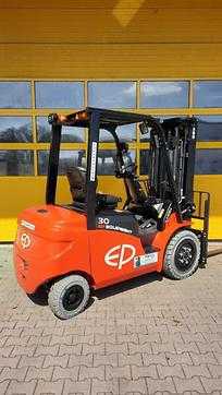 Used Forklift Truck EP EFL 303 Lithium Batterietechnik ELEKTRO VIERRADFRONTSTAPLER (12796578)