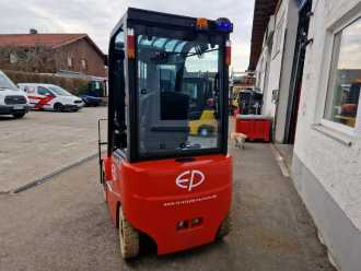 Used Forklift Truck EP EFL181 ELEKTRO VIERRADFRONTSTAPLER (12988877)