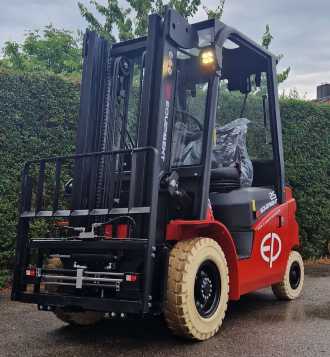 Used Forklift Truck EP EFL253 ELEKTRO VIERRADFRONTSTAPLER (12988879)