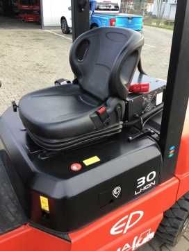 Used Forklift Truck EP EFL302 ELEKTRO VIERRADFRONTSTAPLER (12833486)