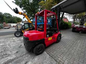 Used Forklift Truck EP EFL352B ELEKTRO VIERRADFRONTSTAPLER (13065793)