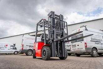 Used Forklift Truck EP ELF181 ELEKTRO VIERRADFRONTSTAPLER (12486458)