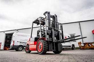 Used Forklift Truck EP ELF302 ELEKTRO VIERRADFRONTSTAPLER (12486453) backdrop