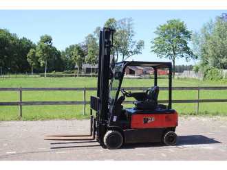 Used Forklift Truck EP Equipment CPD20FVD8 ELEKTRO VIERRADFRONTSTAPLER (13046007) backdrop
