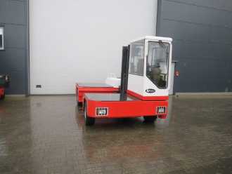 Used Forklift Truck FANTUZZI SF40U GAS SEITENSTAPLER (12948974) backdrop
