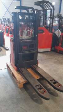 Used Forklift Truck FENWICK D 06 ELEKTRO HOCHHUBWAGENFAHRERSTAND (12762102)