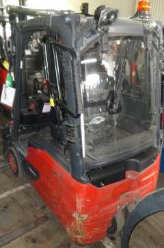 Used Forklift Truck FENWICK E 16 (386-02) ELEKTRO DREIRADFRONTSTAPLER (13037212) backdrop
