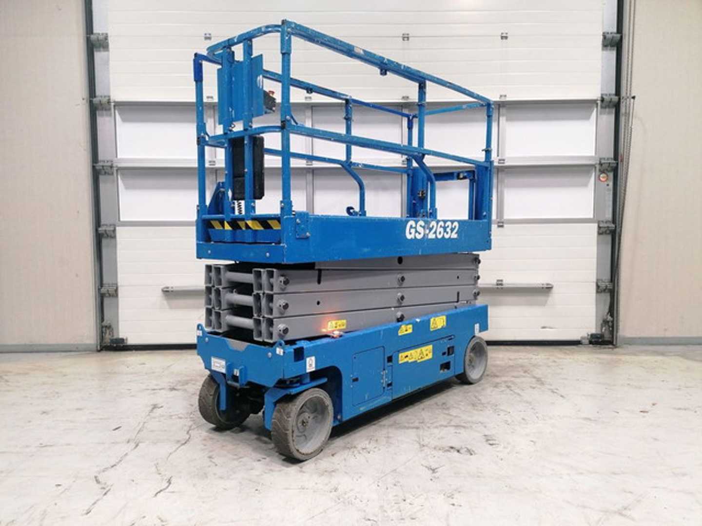 Used Forklift Truck GENIE GS-2632 ELEKTRO WEITERE (12828331)