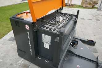 Used Forklift Truck GENKINGER EGS 900-SO ELEKTRO SCHLEPPER (12962730)
