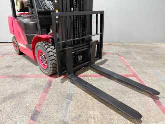 Used Forklift Truck HANGCHA XF25G GAS VIERRADFRONTSTAPLER (13026718)