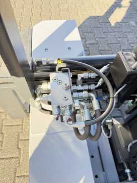 Used Forklift Truck HUBTEX NexX 30 ELEKTRO VIERWEGESTAPLER (13058724)