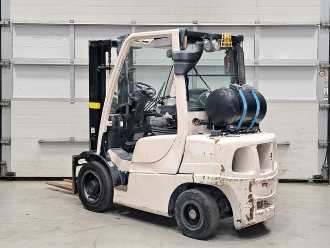 Used Forklift Truck HYSTER H3.0FT GAS VIERRADFRONTSTAPLER (13050453)