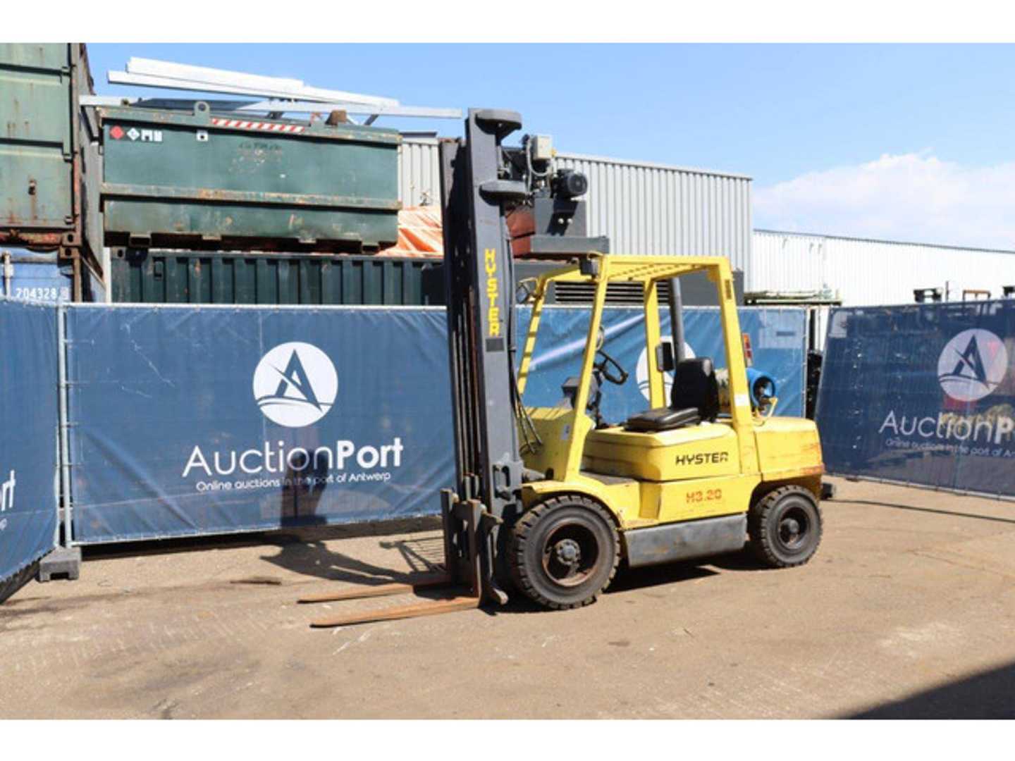 Used Forklift Truck HYSTER H3.20XML GAS VIERRADFRONTSTAPLER (13050489)