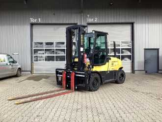 Used Forklift Truck HYSTER H8.0FT/6 DIESEL VIERRADFRONTSTAPLER (13071766) backdrop