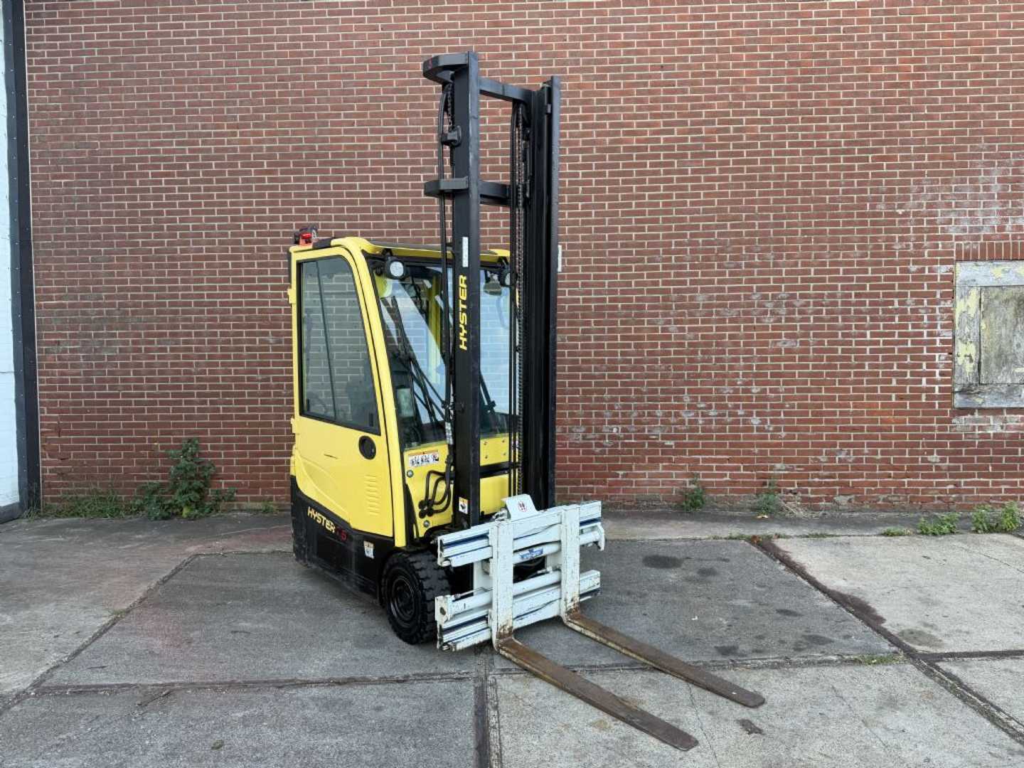 Used Forklift Truck HYSTER J1.5XNT MWB ELEKTRO DREIRADFRONTSTAPLER (13060756)