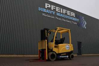 Used Forklift Truck HYSTER J3.0XN ELEKTRO VIERRADFRONTSTAPLER (12989394) backdrop