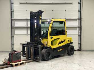 Used Forklift Truck HYSTER J5.5XN6 ELEKTRO VIERRADFRONTSTAPLER (13010825) backdrop