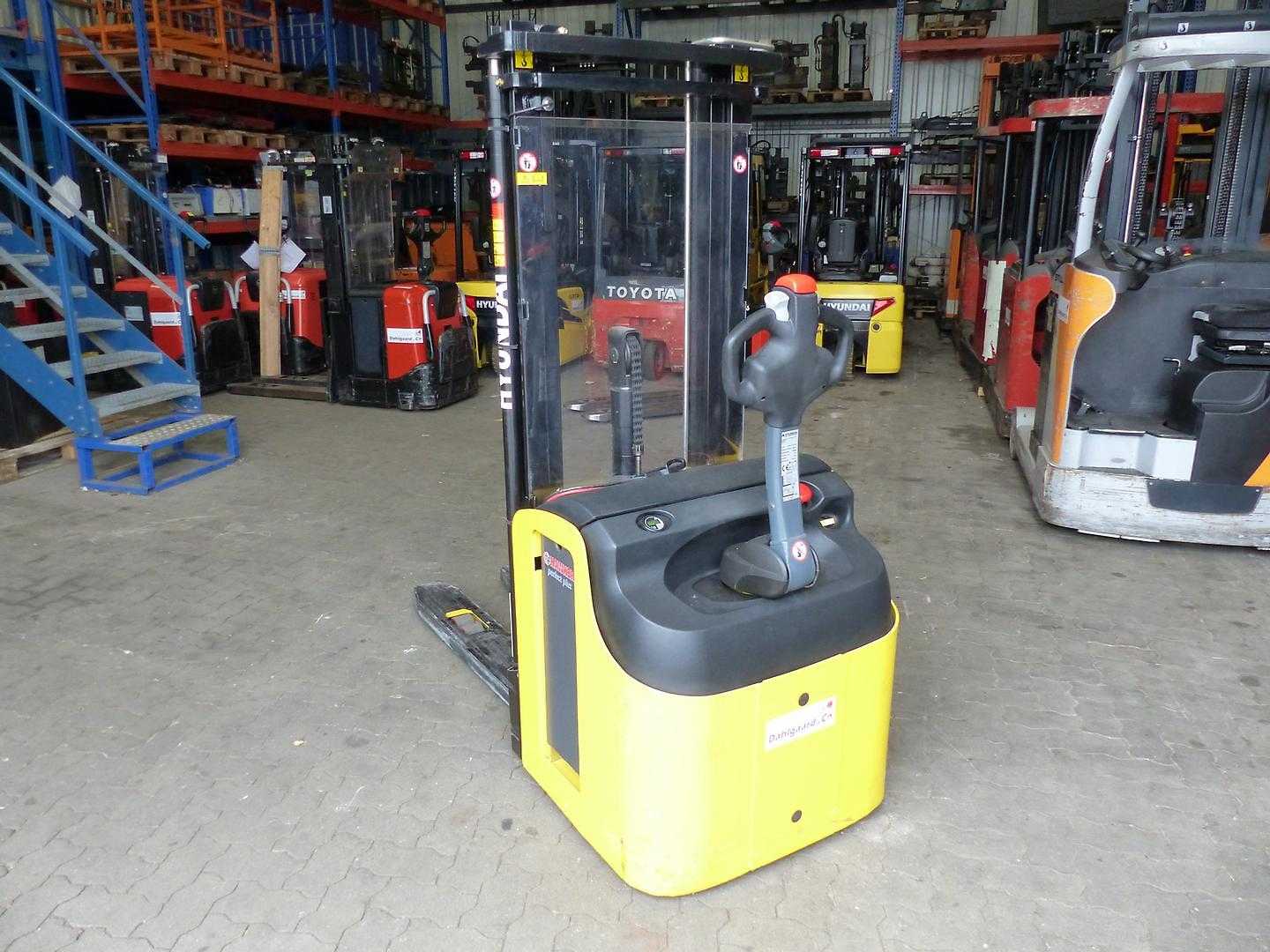 Used Forklift Truck HYUNDAI 14 MS(L)-7NLIDLL29 (NiHo mit Initialhub) ELEKTRO HOCHHUBWAGENDEICHSEL (12012993)