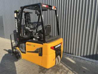 Used Forklift Truck HYUNDAI 18BT-9U ELEKTRO DREIRADFRONTSTAPLER (13028724)