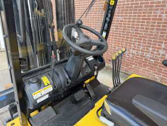 Used Forklift Truck HYUNDAI 30BH-7 ELEKTRO VIERRADFRONTSTAPLER (13072497)
