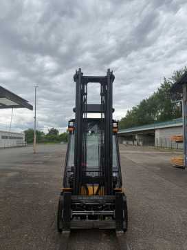 Used Forklift Truck HYUNDAI 35 DN-9V DIESEL VIERRADFRONTSTAPLER (13047323)