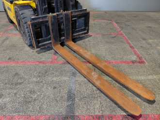 Used Forklift Truck HYUNDAI 45L-7 GAS VIERRADFRONTSTAPLER (13040693)