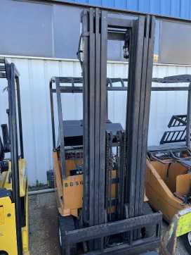 Used Forklift Truck INDOS chariot élévateur à fourches ELEKTRO VIERRADFRONTSTAPLER (13048085) backdrop