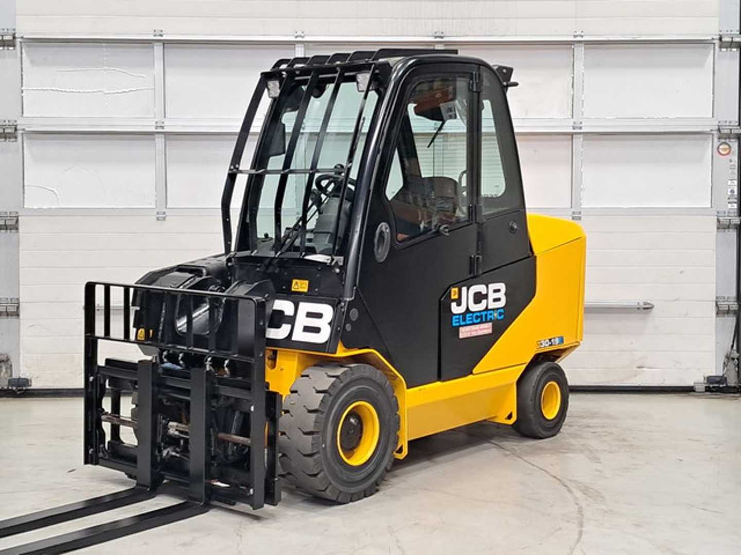 Used Forklift Truck JCB TLT30-19E ELEKTRO TELESKOPARMSTAPLER (12885412)