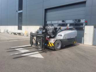 Used Forklift Truck JMG MC 130S ELEKTRO WEITERE (13061807) backdrop